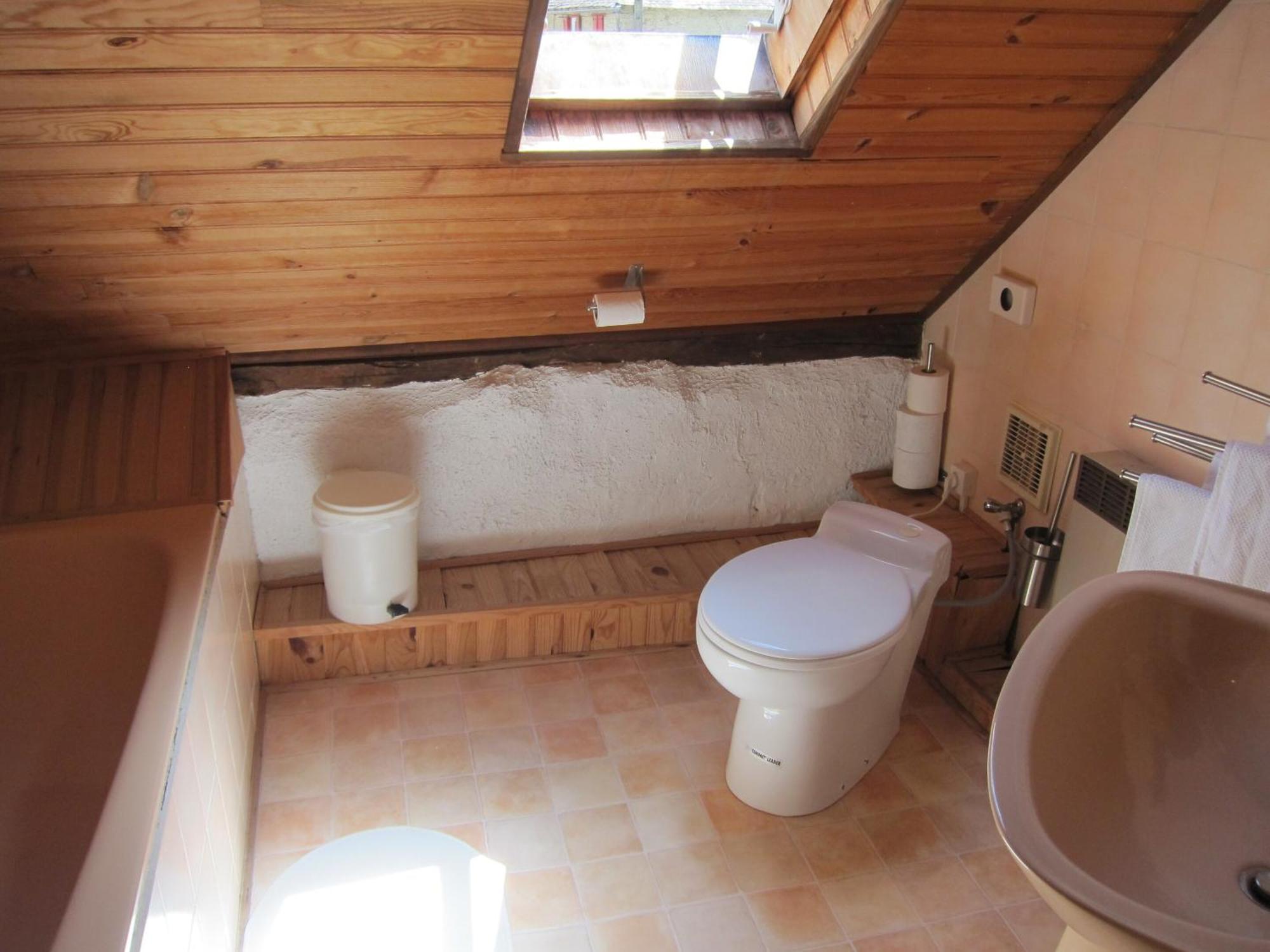 Auberge Des Deux Rivieres Seix Quarto foto