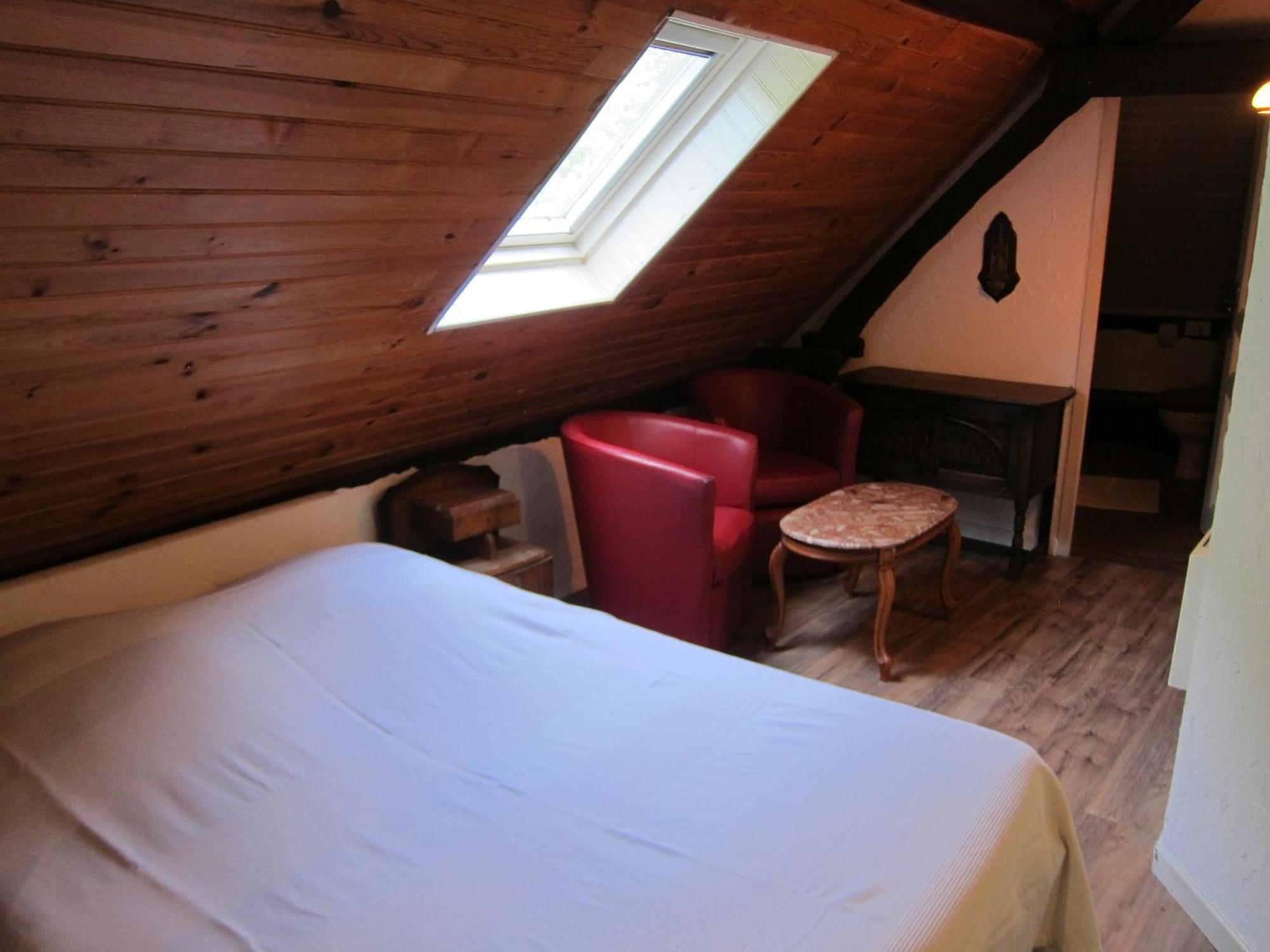 Auberge Des Deux Rivieres Seix Quarto foto